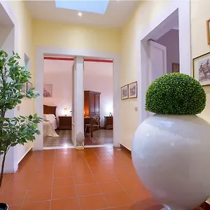 Bruca House , Catane Italie